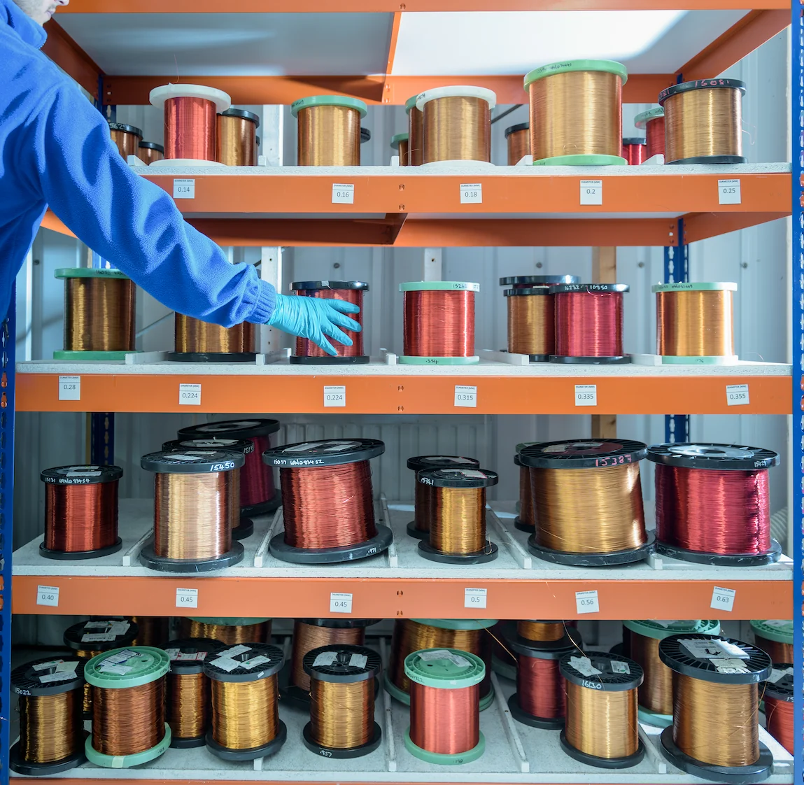 Bodega moderna de distribuidora mexicana con control de inventarios Evidence ERP